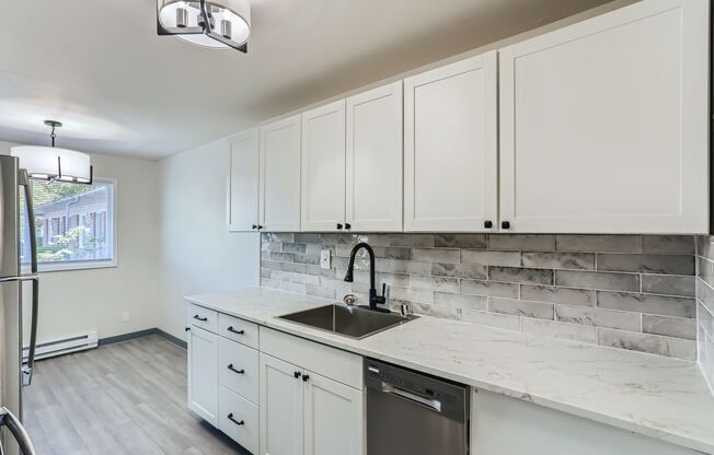 Hawthorne Court Apartments