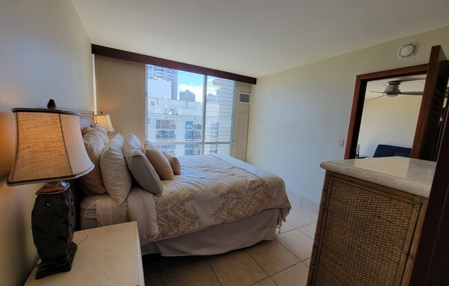 1 bed, 1 bath, $2,400