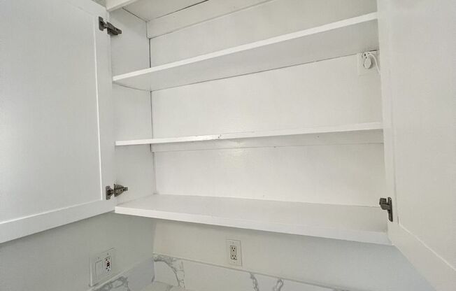 Studio, 1 bath, $2,045, Unit 1C