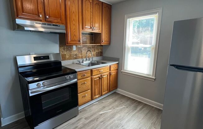 3 beds, 2 baths, $1,395