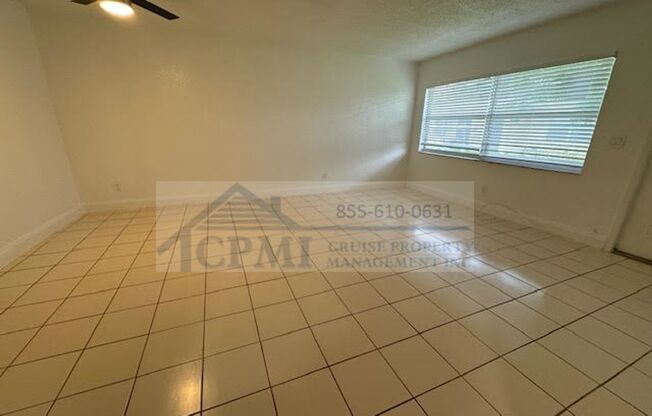 2 beds, 1 bath, 827 sqft, $1,950, Unit 676