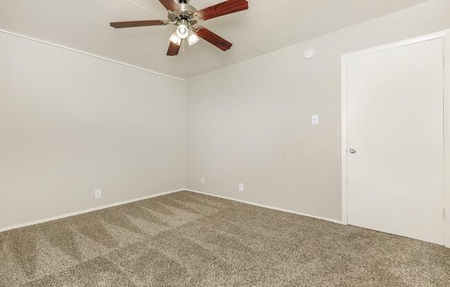 unfurnished bedroom with carpet