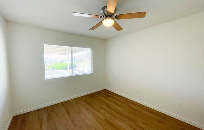 2 beds, 1 bath, $2,400