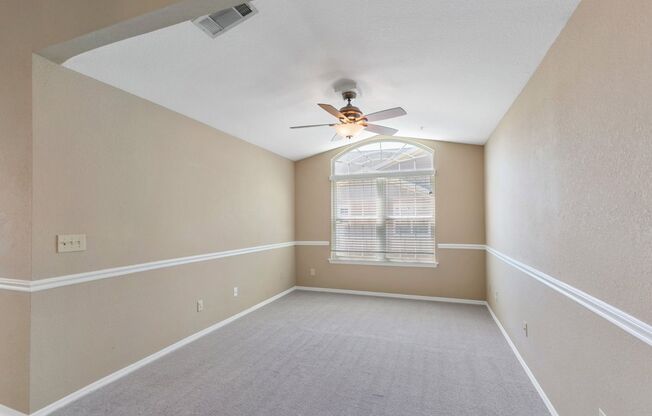 Gorgeous Condo in Soughtafter Intracoatsal West Neighborhood!