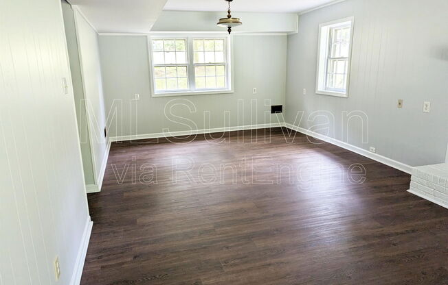 1214 CEDAR CRK DR