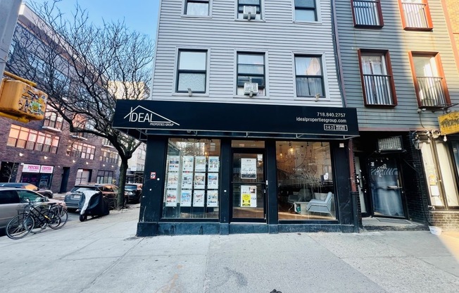362 BEDFORD AVE