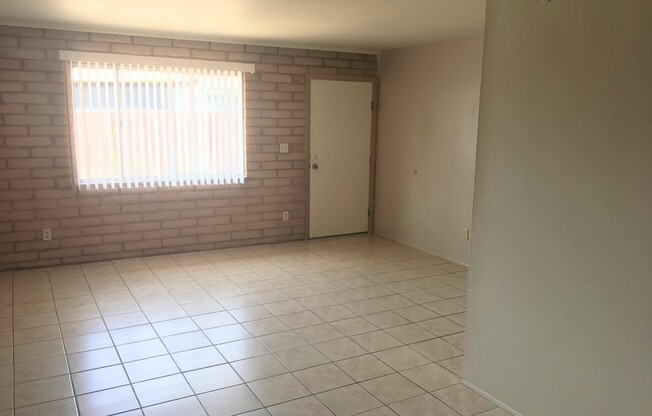Charming 2-Bedroom Home in Prime Tucson Location