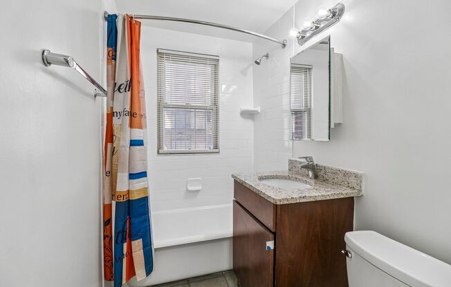 Studio, 1 bath, 450 sqft, $1,792, Unit 811-B7
