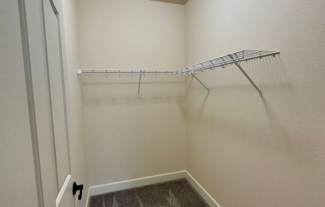 3 beds, 2 baths, $1,795, Unit 104