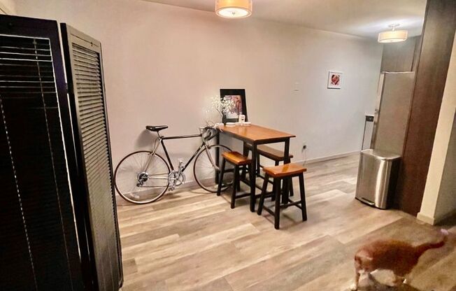2 beds, 1 bath, $1,350, Unit 318