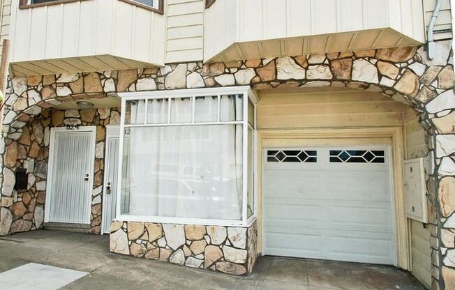 3 Bedroom/2 Bathroom Excelsior district charmer!