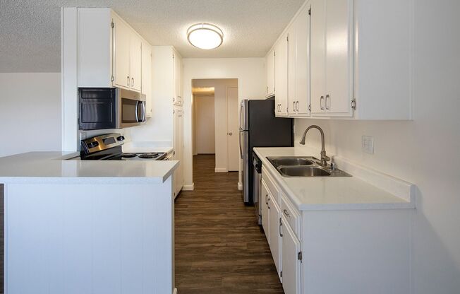 2 beds, 2 baths, 1,246 sqft, $2,450, Unit 006