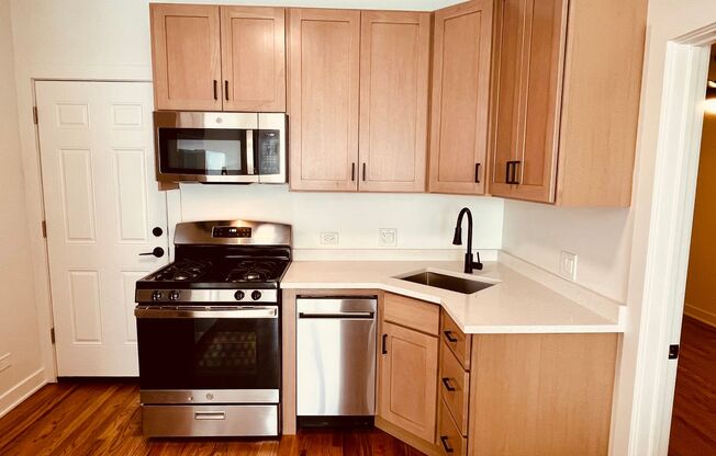 1 bed, 1 bath, 650 sqft, $1,695