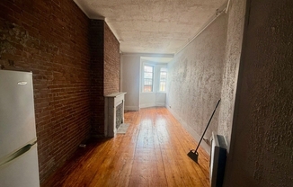 112 MARLBOROUGH ST