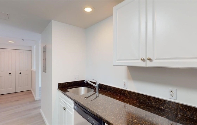 1 bed, 1 bath, 655 sqft, $3,250, Unit 313