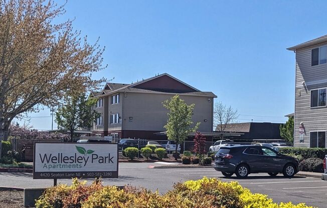 Wellesley Park Apartments Live here!