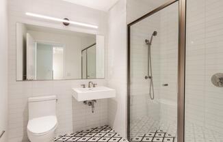 Studio, 1 bath, 470 sqft, $3,395, Unit 420