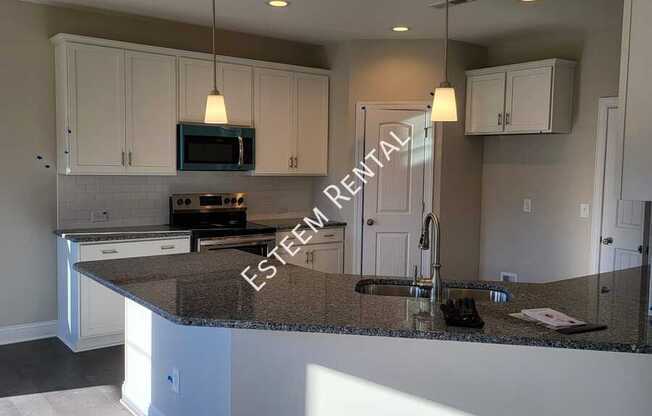 172 HANOVER CT