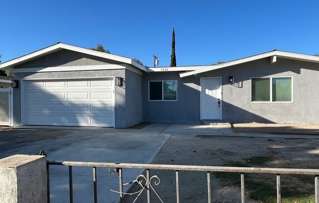 4 beds, 2 baths, $3,200