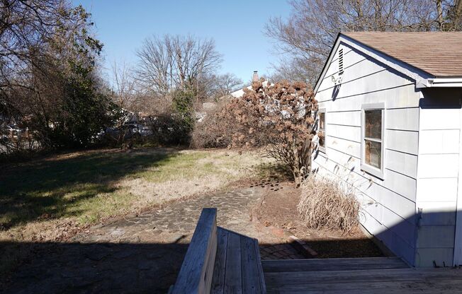 Lovely 3 BR/1 BA Single-Family Home in East Glen Burnie!