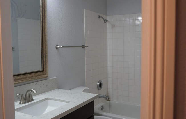 2 beds, 2 baths, $1,495, Unit Parcel #:  138-32-819-223