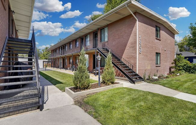 Beautifully Renovated One And Two Bedroom Apartments In Sugarhouse