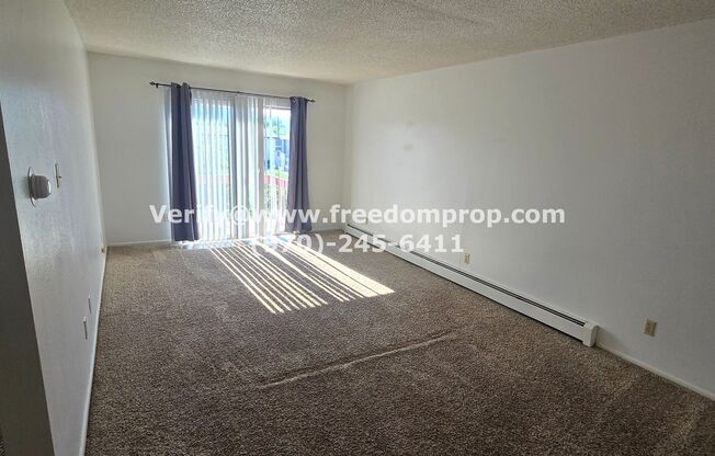 1300 N 21st St - Chateau