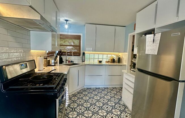 Palo Alto Dream Rental with Backyard Paradise, Fruit Trees and Separate Office!
