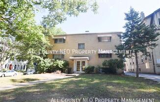 137 N PORTAGE PATH