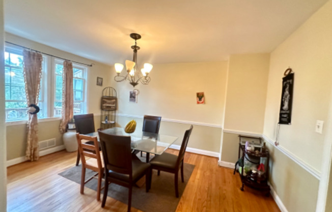 309 STRATFORD RD