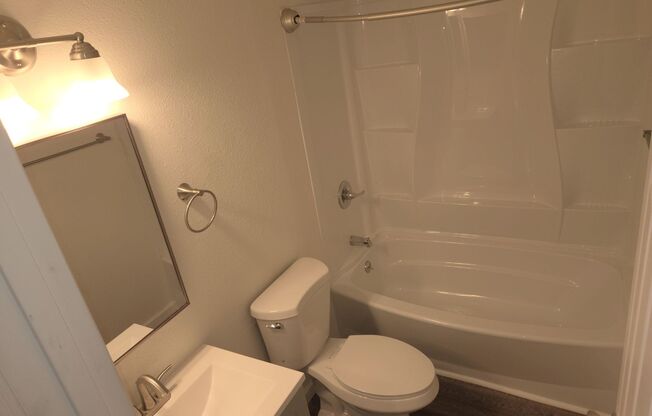 2 beds, 1 bath, $1,800