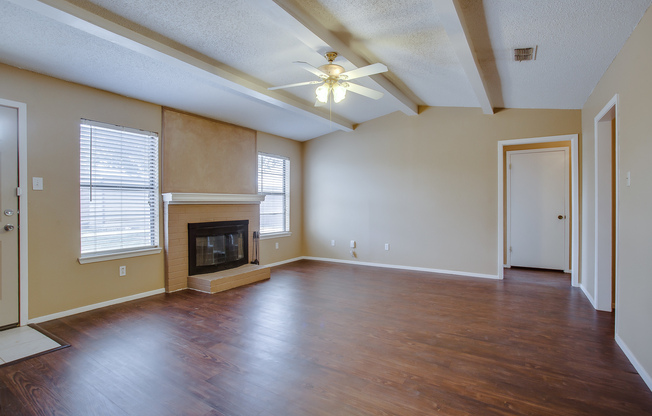 3 beds, 2 baths, $1,375