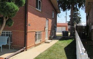 1938 Grove St
