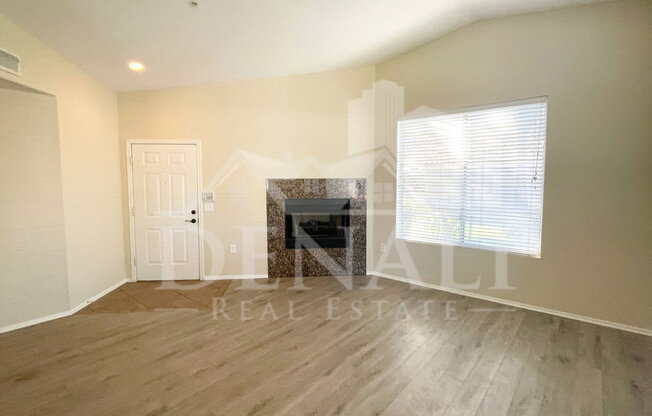 3 beds, 2 baths, 1,215 sqft, $1,895, Unit Unit 1019