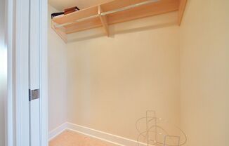 2 beds, 2 baths, $3,195, Unit # 2002