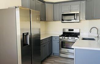 2 beds, 2 baths, 968 sqft, $1,500