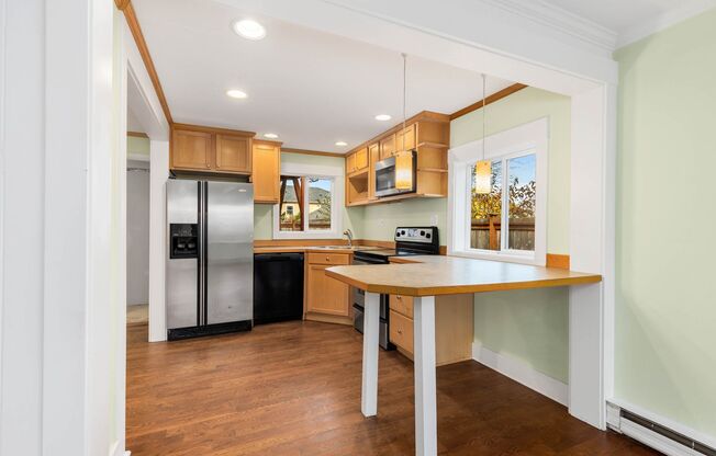 3 Bedroom Home in the Heart of W Seattle!