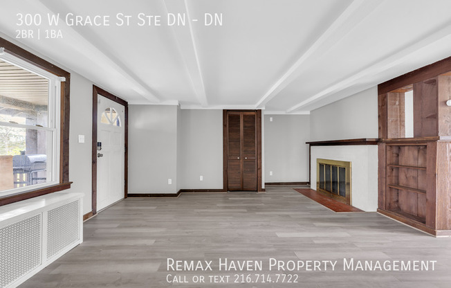 300 W GRACE ST