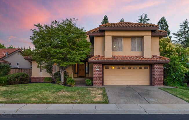 1451 LORIMER WAY