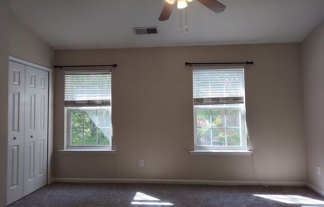 2 beds, 2.5 baths, $1,600