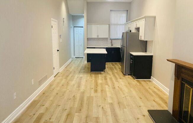 1419-1421 North Franklin Street