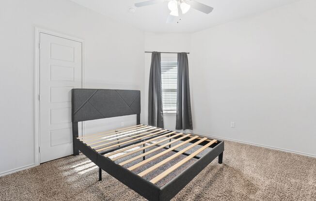 12007 Englewood Ave #B South Lubbock TownHome!