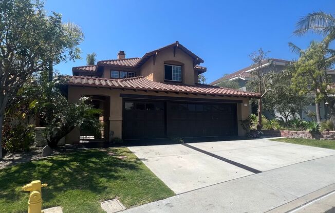 Spacious 4 Bed 3 Bath Home with Loft in Foothill Ranch Area of Lake Forest