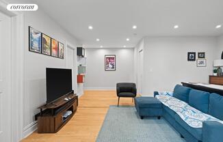 109 20 QUEENS BLVD