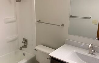 1 bed, 1 bath, 670 sqft, $795, Unit C08*