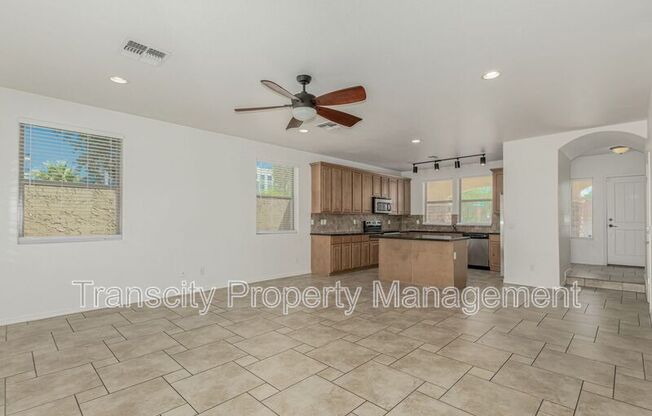 1402 S NEWBERRY LN