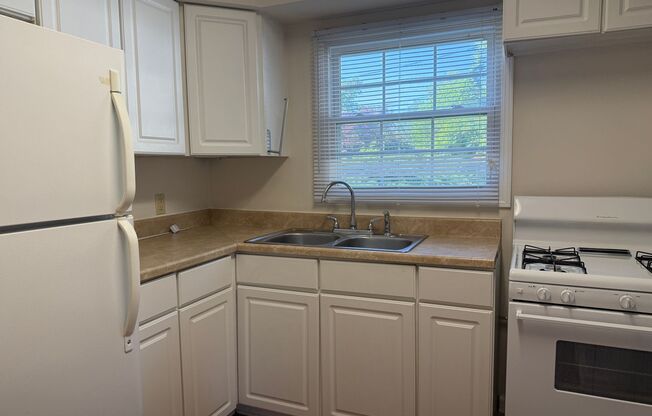 Cozy 2 Bedroom Home