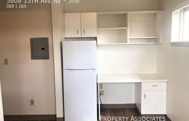 5608 15th Ave NE
