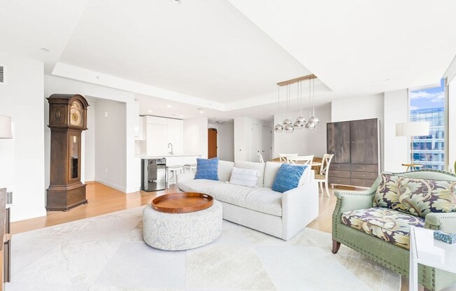 2 beds, 2.5 baths, 1,611 sqft, $14,900, Unit 2201