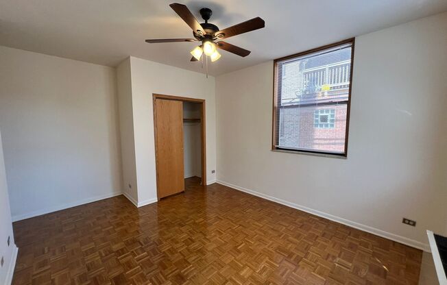 Studio, 1 bath, 300 sqft, $1,525, Unit 620-101